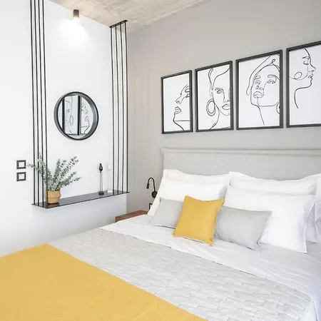 Disegno Residences アパート
