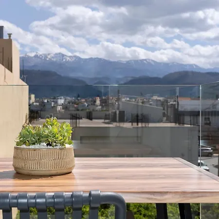 Disegno Residences アパート ハニア