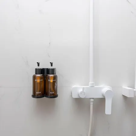 Disegno Residences アパート